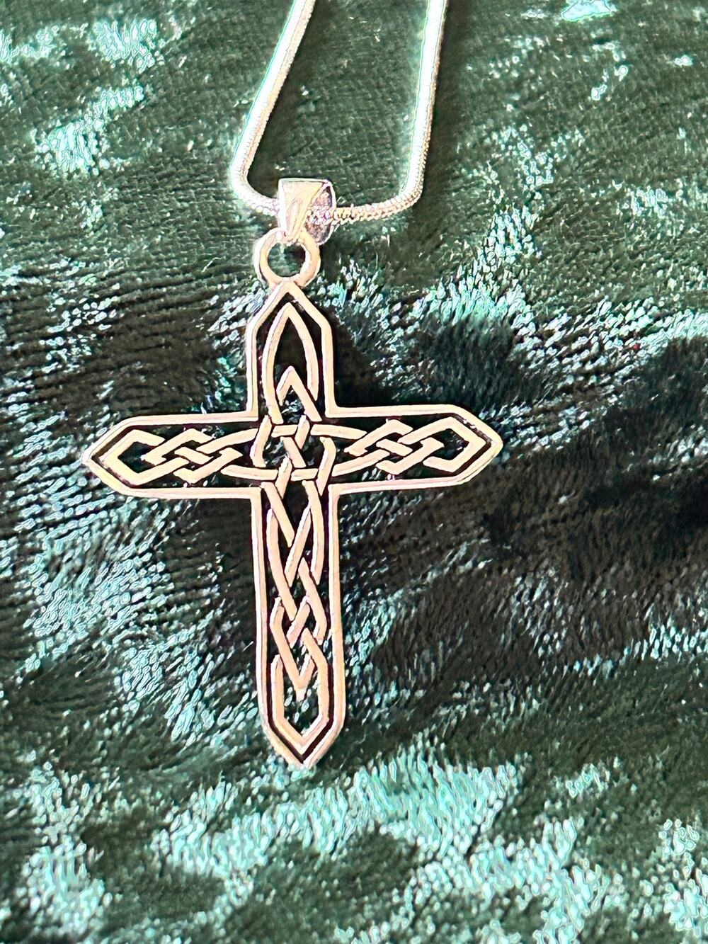 925 Sterling Silver Celtic Cross Pendant Necklace 16" New In Box